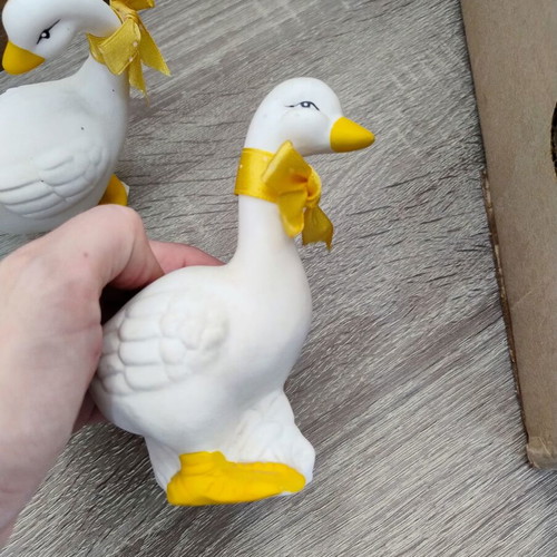 Ceramic decorative duck set used, 2 pieces