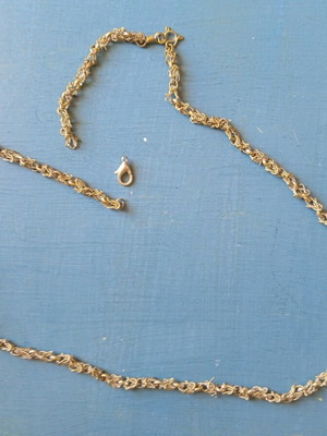 Filigran necklace antique used, needs two repairs