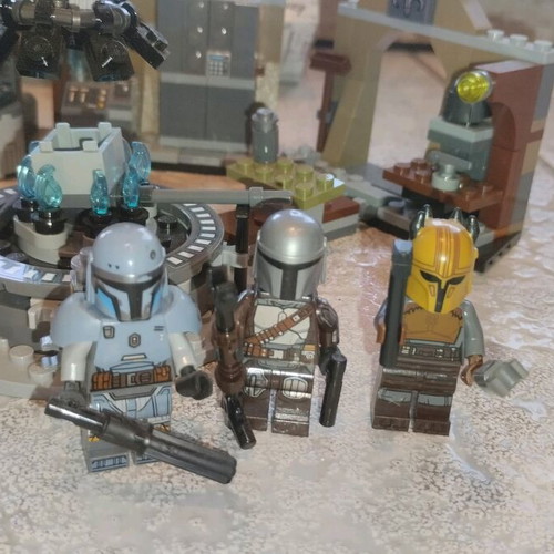 Lego Star Wars 75319 complete set like new with box and instructions