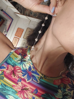 Pink earrings like new with hypoallergenic hooks
