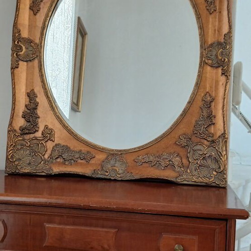 Wall mirror 0.66 x 0.76 m