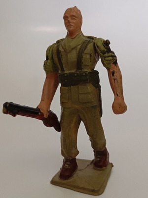 Pal soldier figure commando used, missing helmet