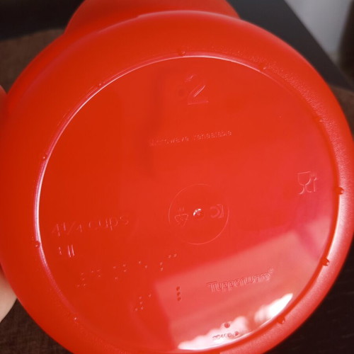 Tupperware microwave-safe food container new
