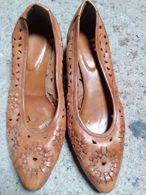 Vintage leather women's shoes like new, pumps size 39