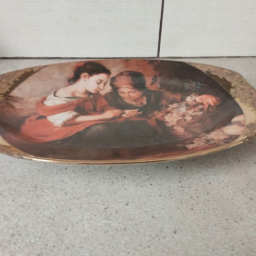 Limoges 22 Karat porcelain platter used, diameter 36cm