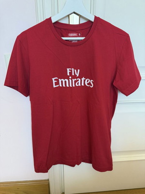 Fly Emirates red short-sleeve t-shirt size S new