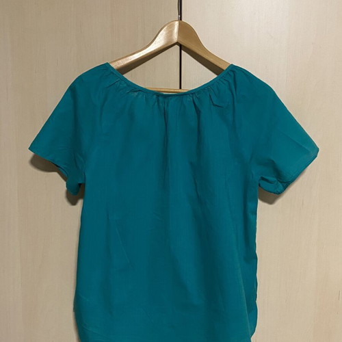 H&M cotton shirt with embroidery like new, blue and green, size M