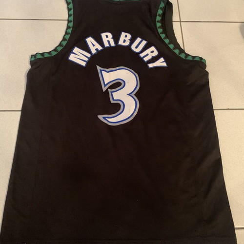 Timberwolves jersey Medium and Nike Knicks shorts L set like new