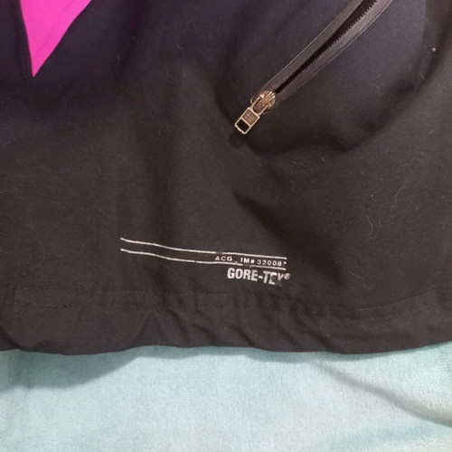 Nike ACG winter jacket size M used, Gore-Tex, black and pink
