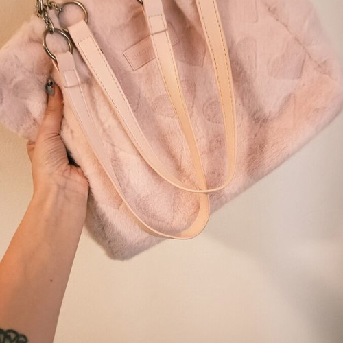 Kawaii shoulder handbag like new, pink