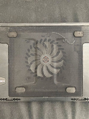 Turbo-X NC517 laptop cooling stand with 140mm fan, 17"
