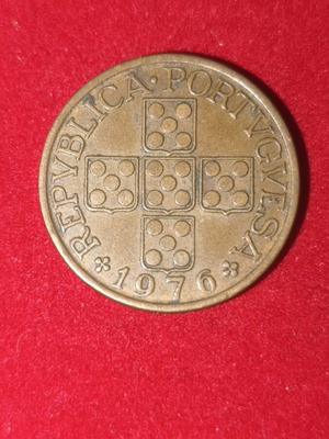 Portugal 1 Escudo coin used