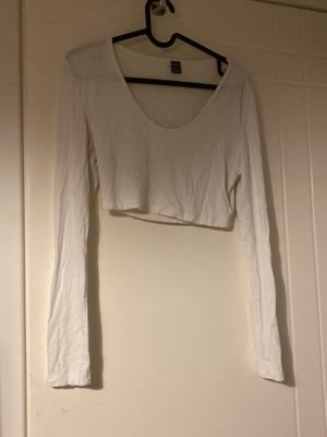 Shein white V neck blouse like new, size M