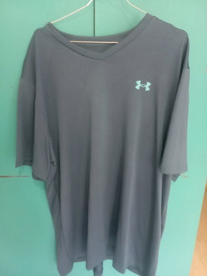 Under Armour t-shirt like new, gray, XXL