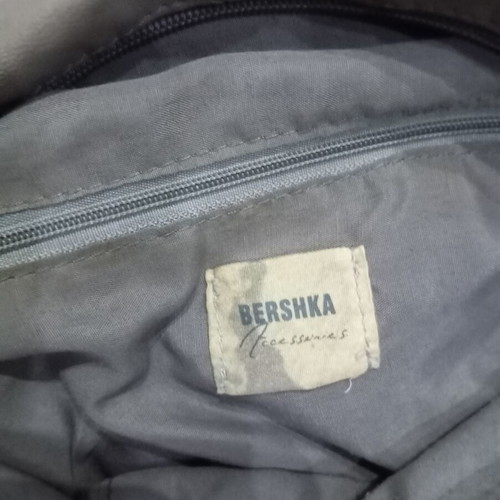 Bershka shoulder bag grey like new, large