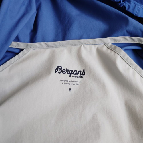 Bergans of Norway Microlight Jacket, size M, grey and blue