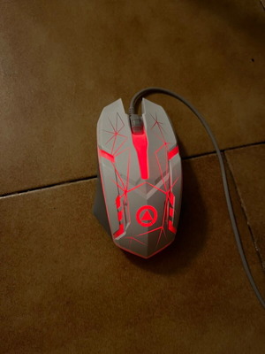 Gaming mouse with colour changing like new