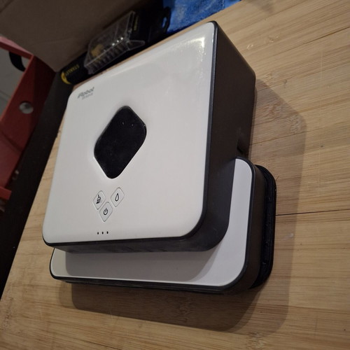 iRobot Braava 320 used, battery replacement needed