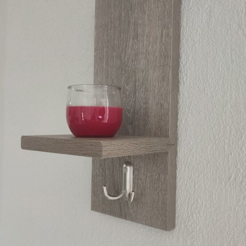Shelf key holder like new, practical wall hook