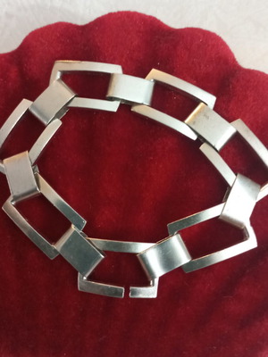 Gucci silver bracelet 925 authentic like new, length 18.5cm