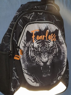 Σχολική τσάντα Fearless μαύρη με σχέδιο λιοντάρι καινούργια