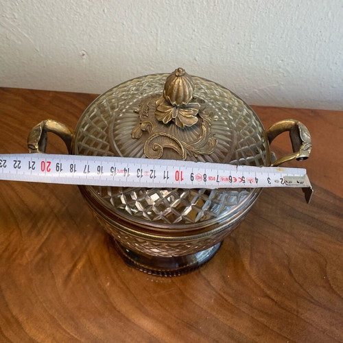 Vintage bronze fondue pot like new with engraved glass