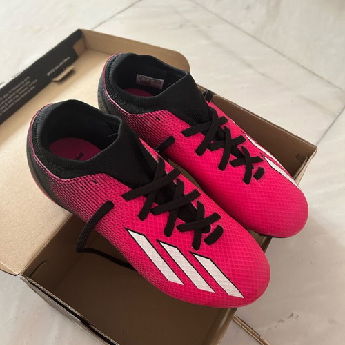 Adidas football shoes new, size 34, pink and black