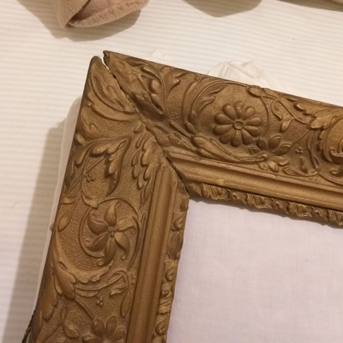 Antique carved wooden frame used, 1930s decade