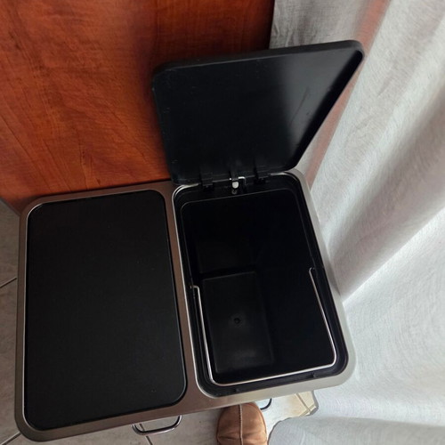 Songmics Soft-close Metal Recycling Bin with Pedal 30lt Like New