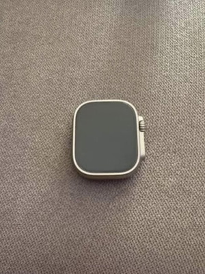 Apple Watch Ultra 2 Titanium 49mm με eSIM και 15 λουράκια