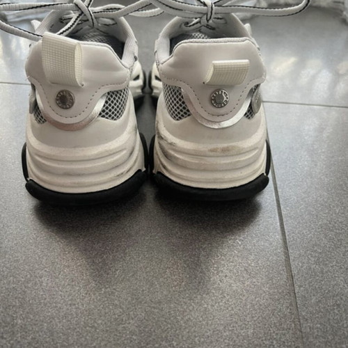 Steve Madden sneakers like new, size 36, white and silver