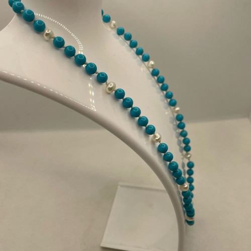 Necklace with turquoise and baroque pearls like new, 50cm diameter