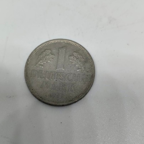Collectible 1 Deutsche Mark Coin 1971 J like new