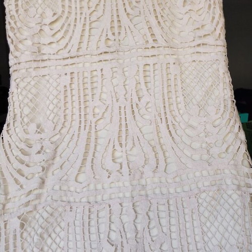 Vintage Love women's dress lace size 4 like new, cream color