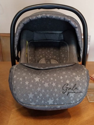 Moni baby car seat with handle, canopy and foot cover
