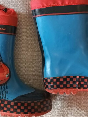 McQueen Rain Boots Size 22 Like New Kids