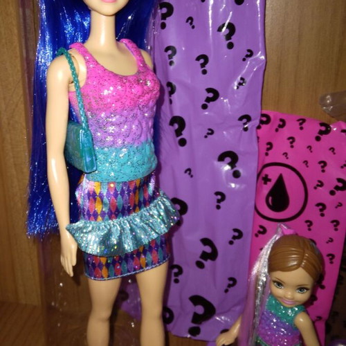 Mattel Barbie Chelsea Color Reveal Holiday Surprise Party playset used
