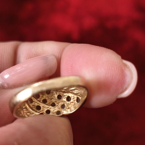 Gold women's ring 14K with natural diamonds 0.04 ct, like new