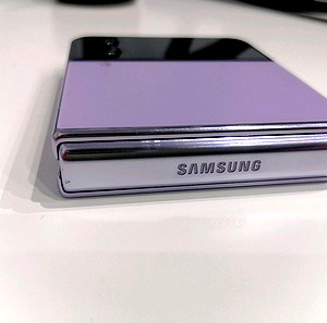 Samsung Galaxy z flip 4