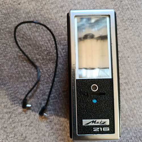 Metz 216 Speedlight flash with cable used