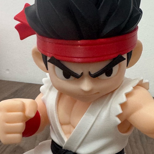 Ruy Street Fighter figure like new, 18 cm