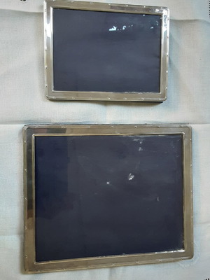 Κορνίζες Silver Plated Sheffield καινούργιες, μεγάλη και μεσαία με βελούδο