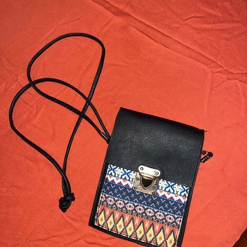 Small shoulder bag like new multicolored