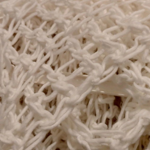 Julia Bergovich scarf new, white with loose knit