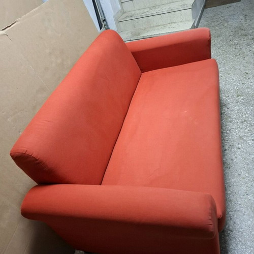 Sofa used 143x76x70 cm, seat 55 cm