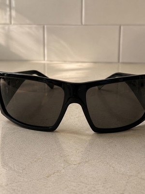 Salvatore Ferragamo 2048 Sunglasses like new, black