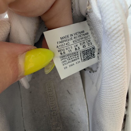 Converse white leather sneakers EU 43, 27.5 cm