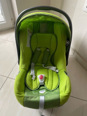 Egg baby seat like new