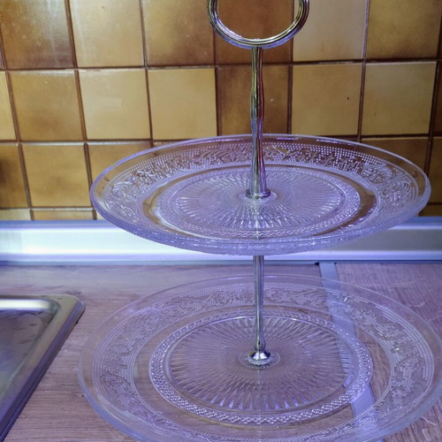 Glass two-tier ordeviera like new, diameters 20cm & 25cm
