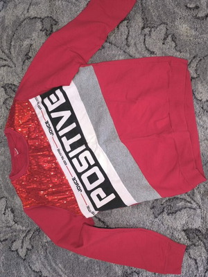 Girls' sweatshirt with sequins